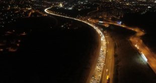 İSTANBUL'A DÖNÜŞ TRAFİĞİ BAŞLADI